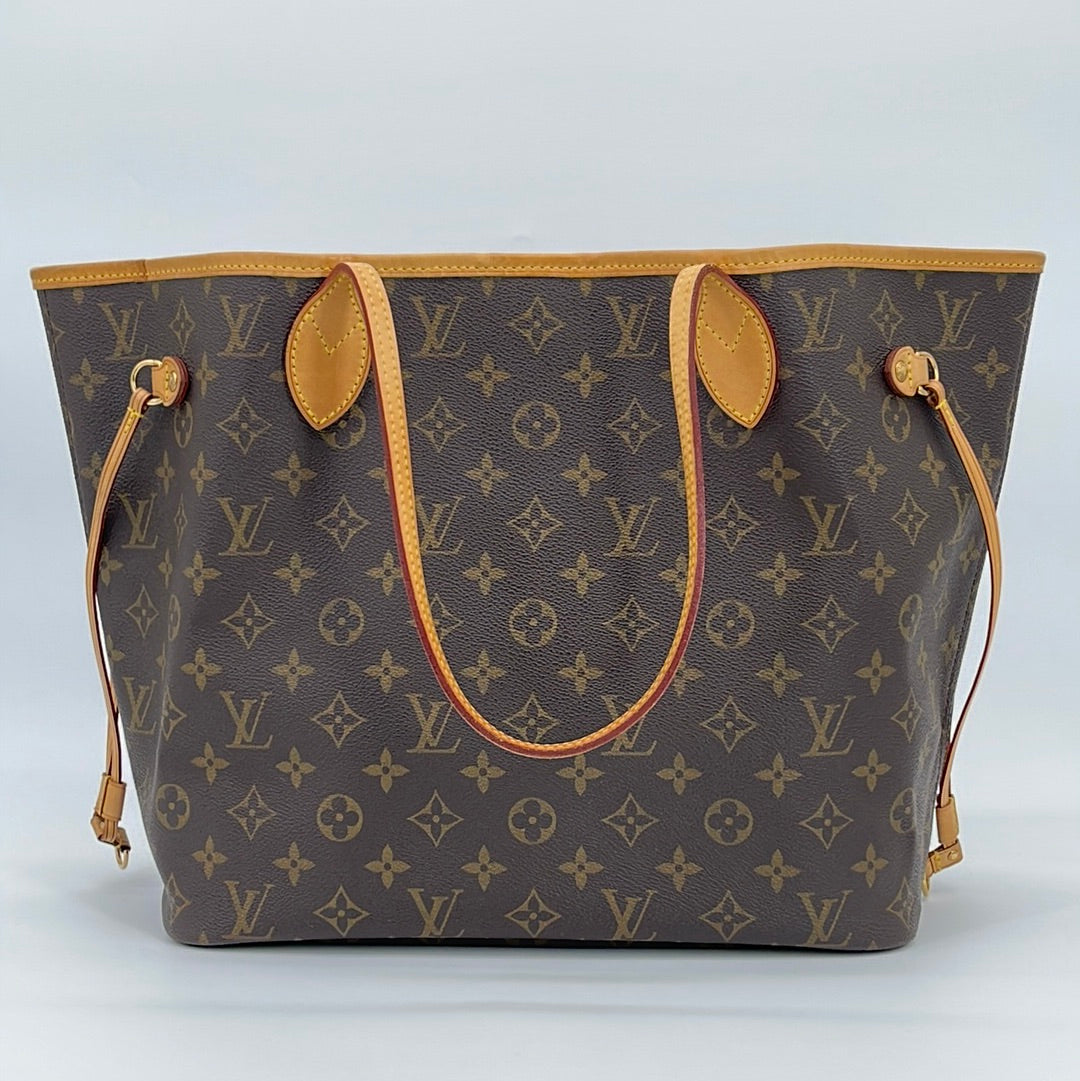 Louis Vuitton Monogram Neverfull MM Tote great use condition