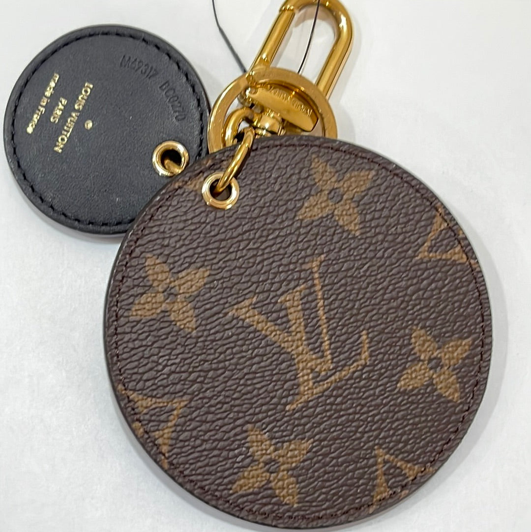 Shop Louis Vuitton Monogram reverse key holder and bag charm