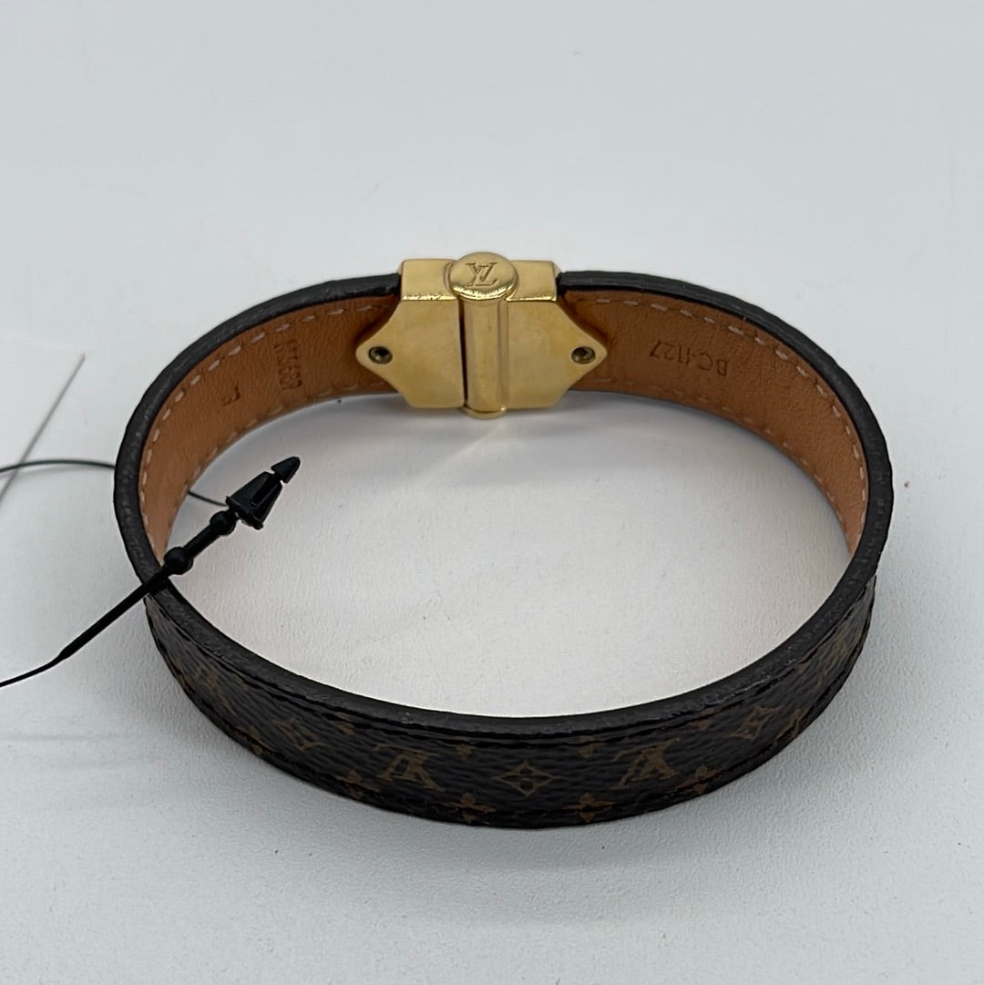 082323 SNEAK PEEK Preloved Louis Vuitton Monogram Nano Bracelet Size 19  BC4127 $30 OFF