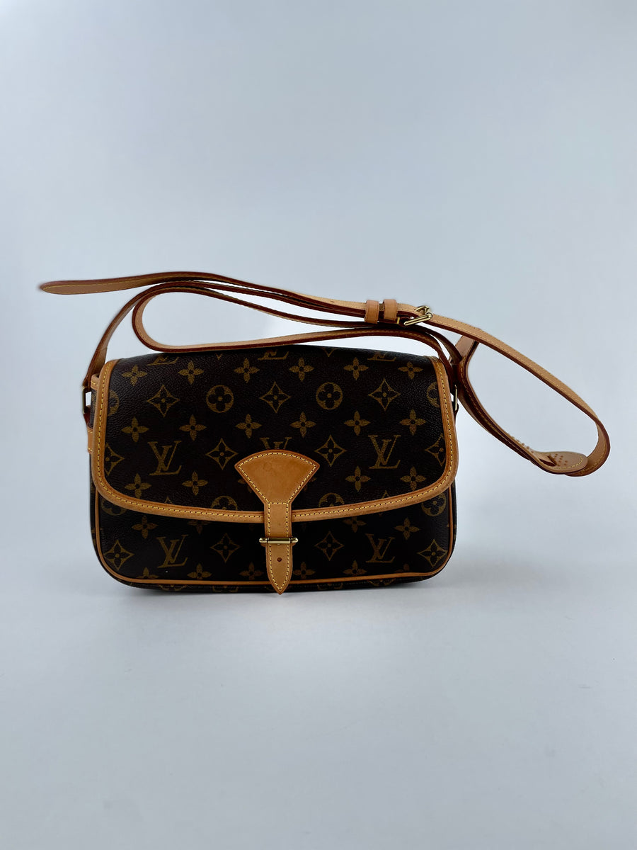 Vintage Louis Vuitton Sologne Monogram Crossbody Bag SL0071 012323