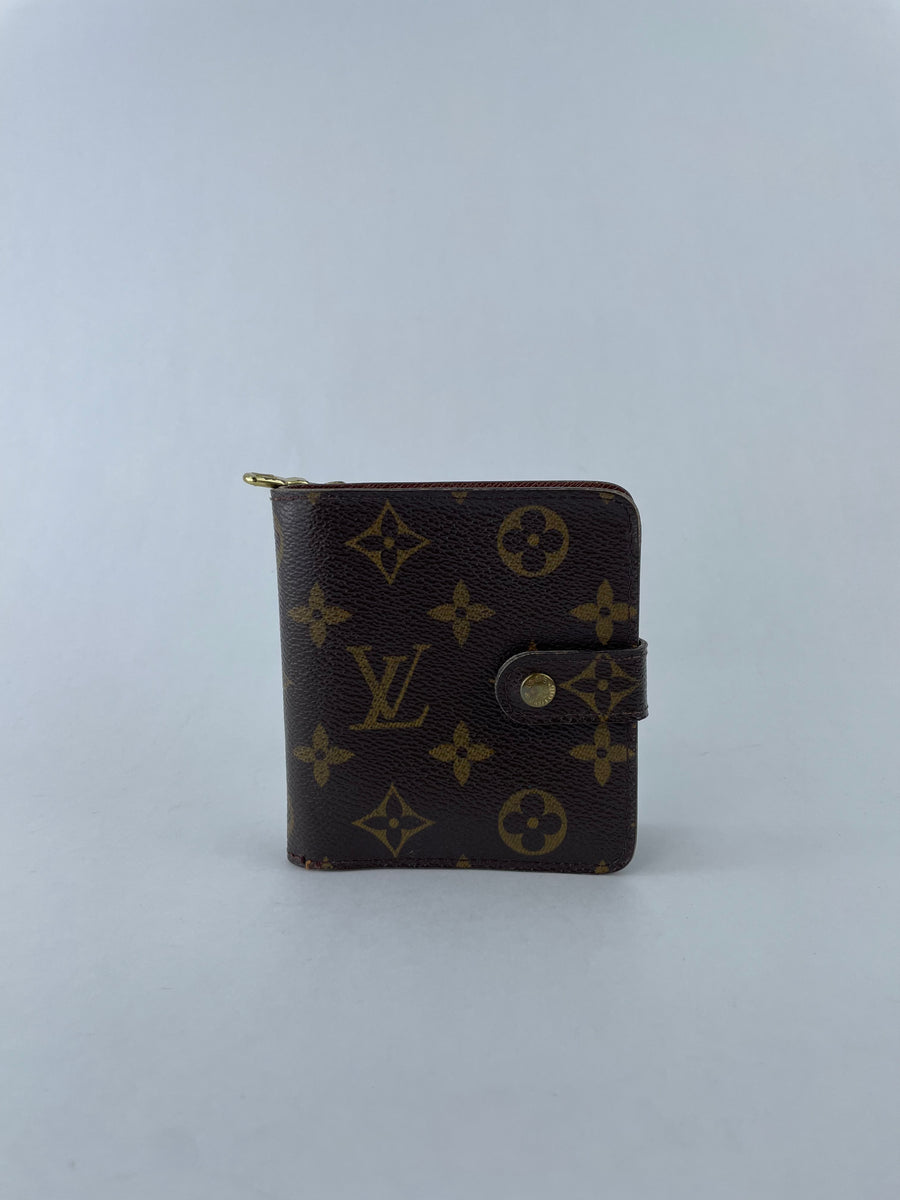 Louis Vuitton Vintage 2004 Zippy Compact Wallet