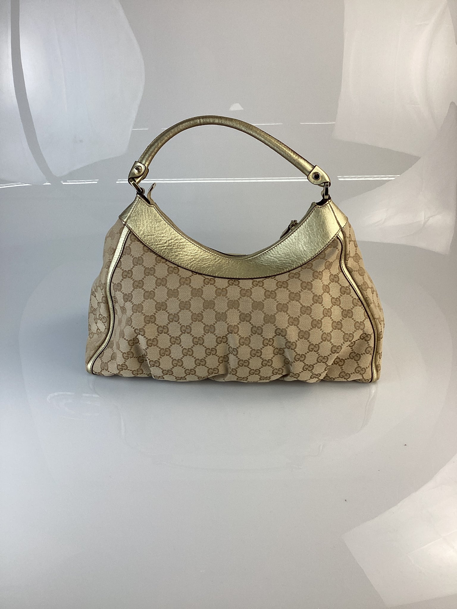 PRELOVED Gucci GG Canvas Abbey D-Ring Shoulder Bag WBKGDBH 041224 B