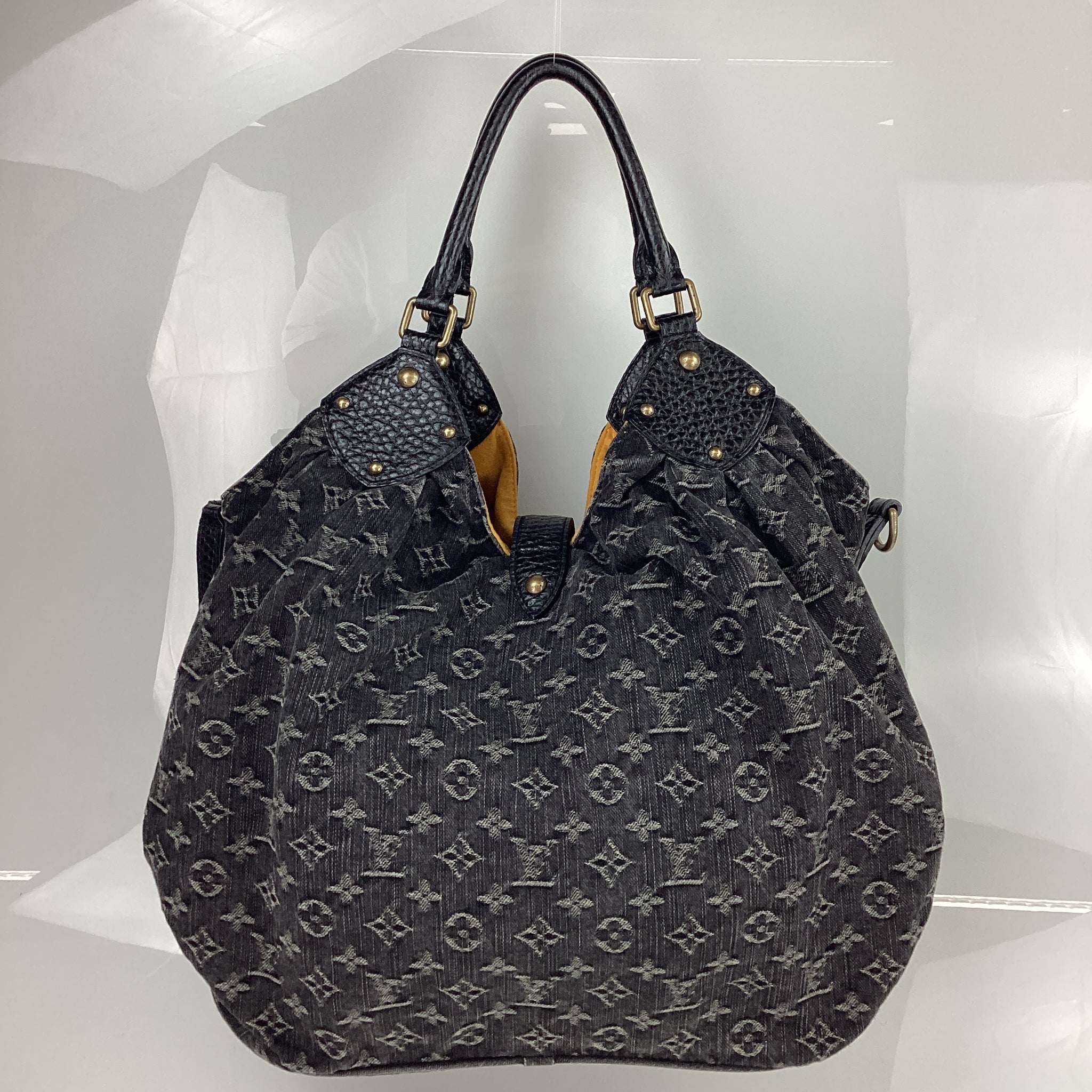 PRELOVED Louis Vuitton Black Denim XL Shoulder Bag VW2X9J3 050324 B