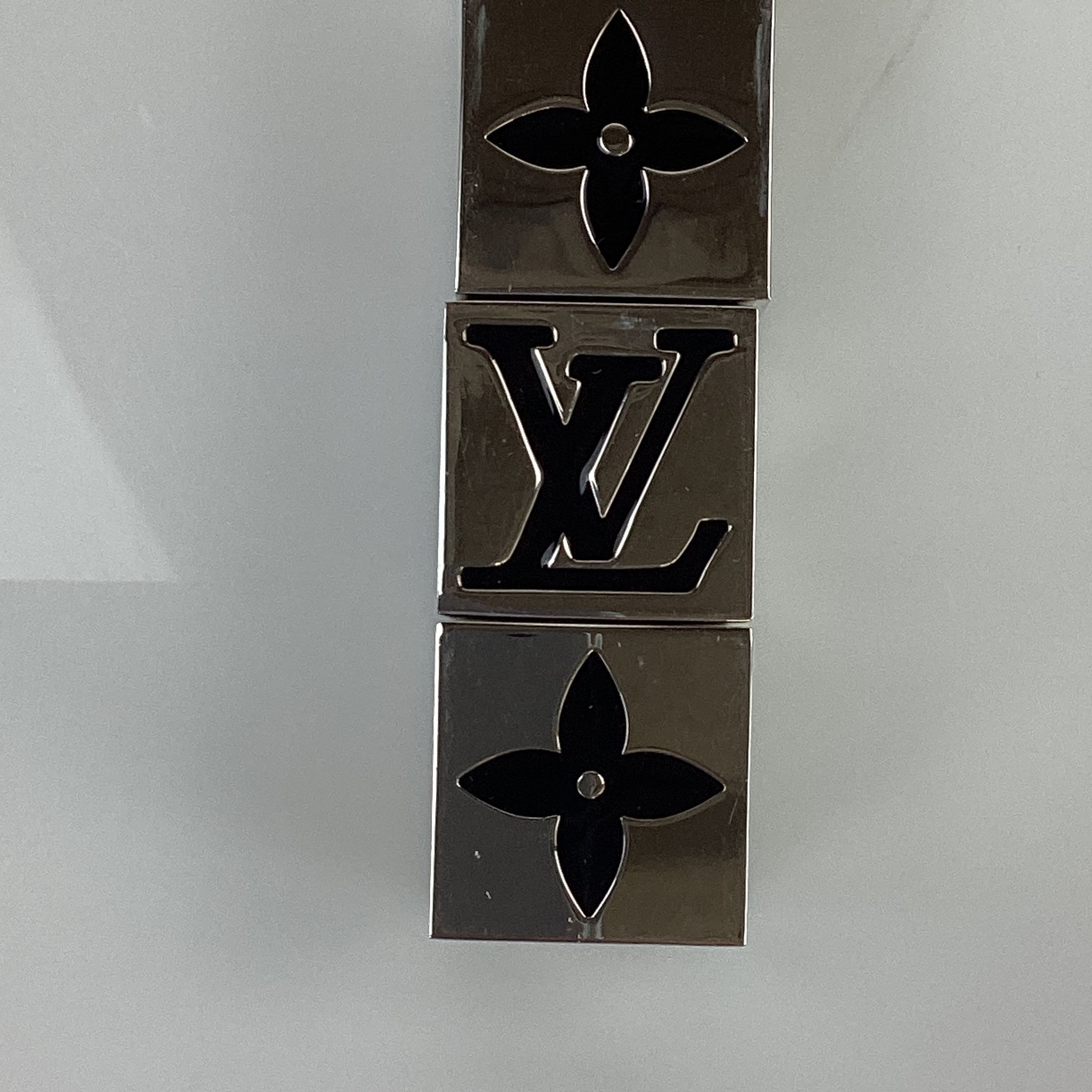 Preloved Louis Vuitton Metal Dice Set 042624 B