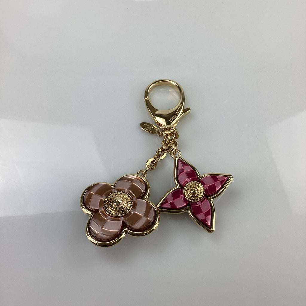 Preloved Louis Vuitton Gold Bijoux Mosaic Keychain GA0123 042624 B