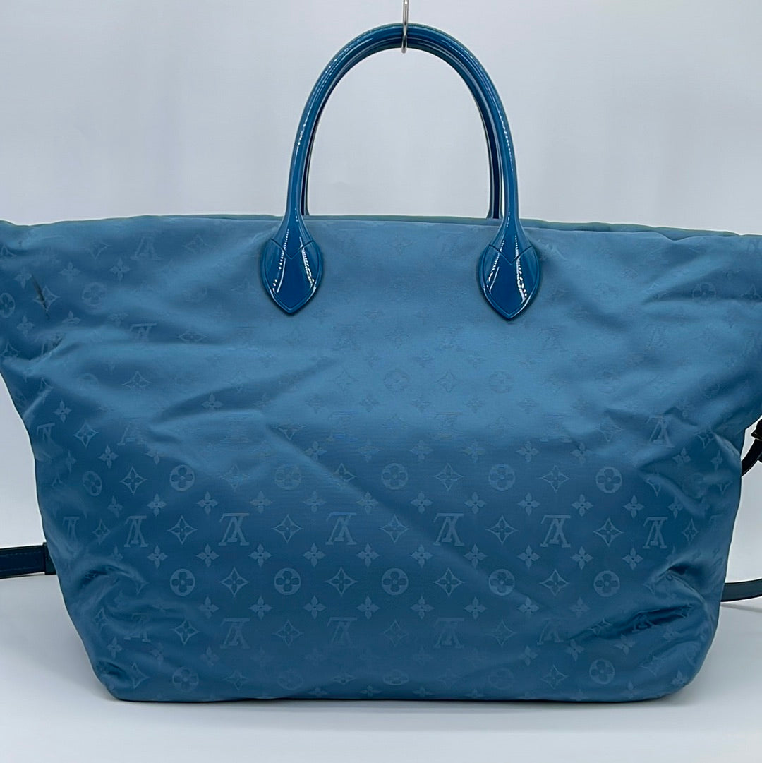 Auth Louis Vuitton Monogram Desire Lockit Vertical MM Handbag Black 