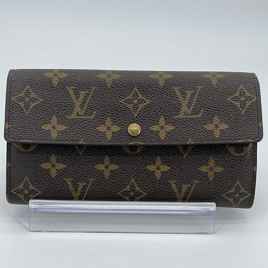 Louis Vuitton - Authenticated Alexandra Wallet - Patent Leather Yellow Plain for Women, Good Condition