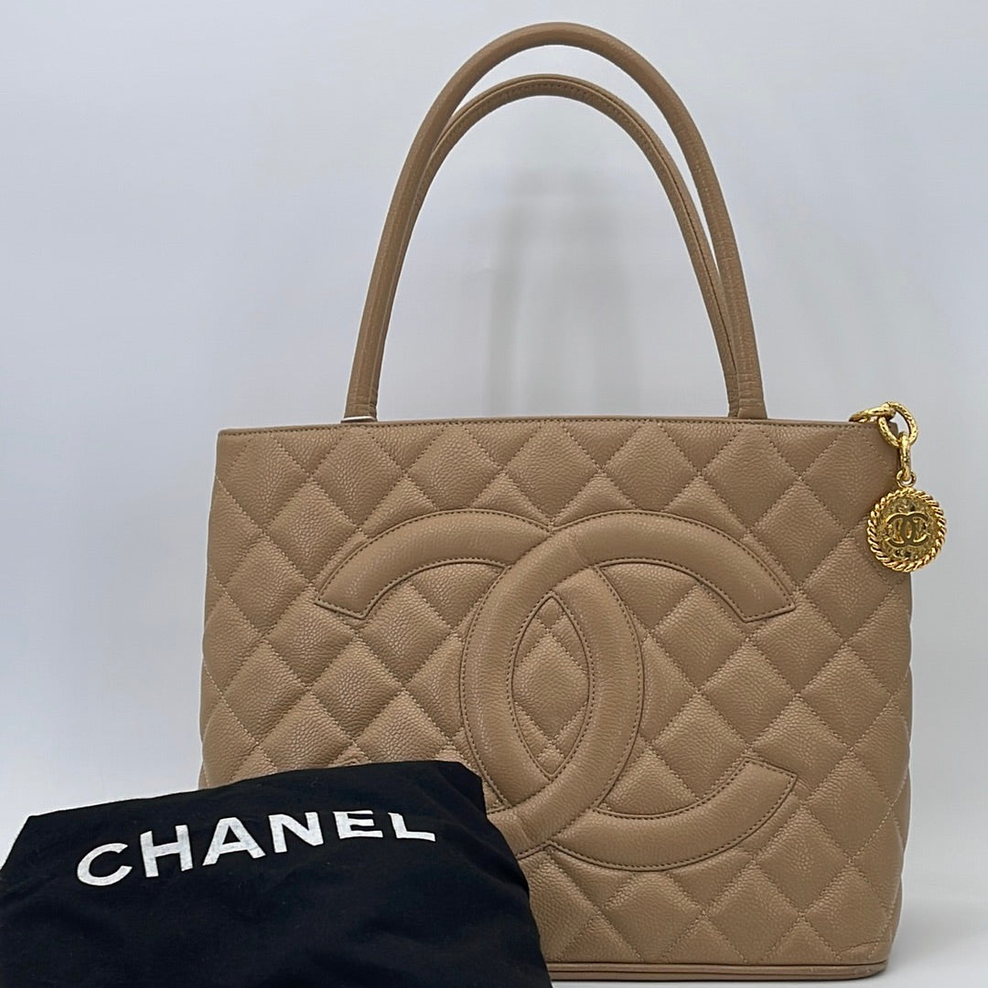 Preloved Chanel Beige Quilted Caviar Leather Medallion Tote 7686134 070623 Off