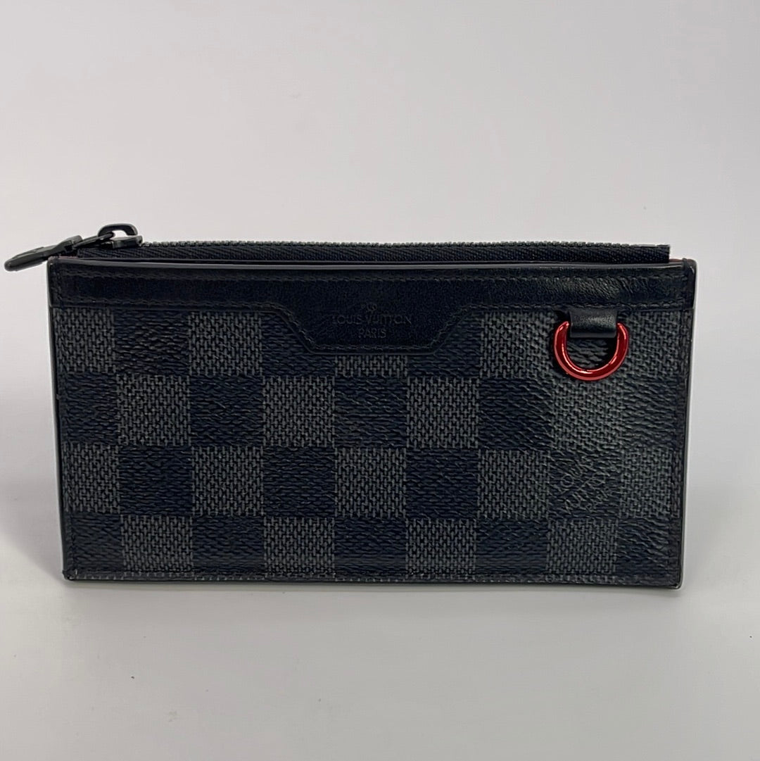 Preloved Louis Vuitton Damier Graphite Men's Utility Wallet FH2250 121 –  KimmieBBags LLC