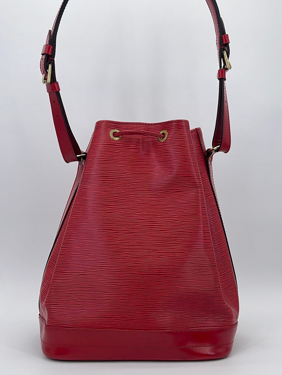 Louis Vuitton 1996 Petite Noe Red Epi M44107 – AMORE Vintage Tokyo