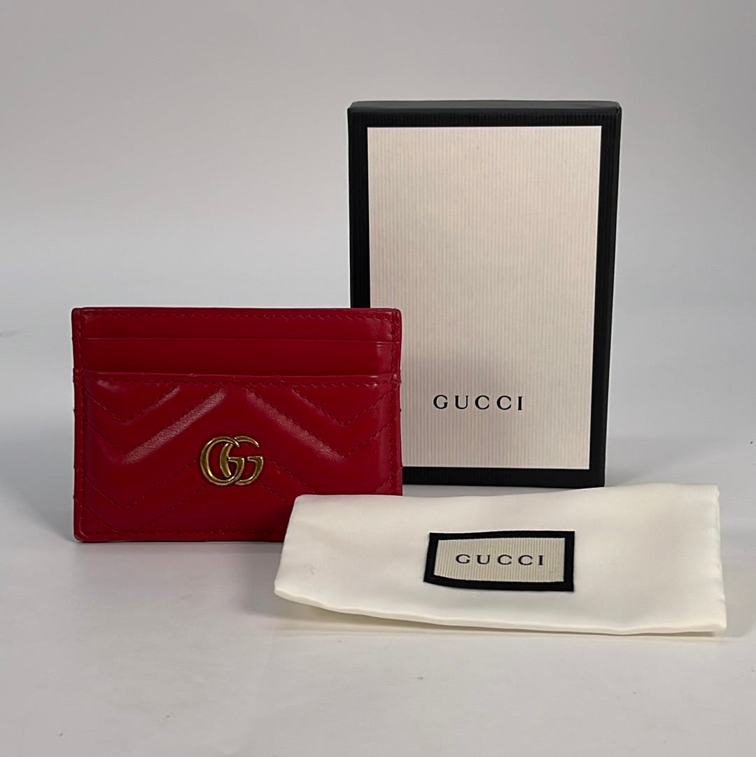 PRELOVED Gucci GG Marmont Red Matelasse Leather Card Holder PRELOVED Gucci GG Marmont Red Matelasse Leather Card Holder