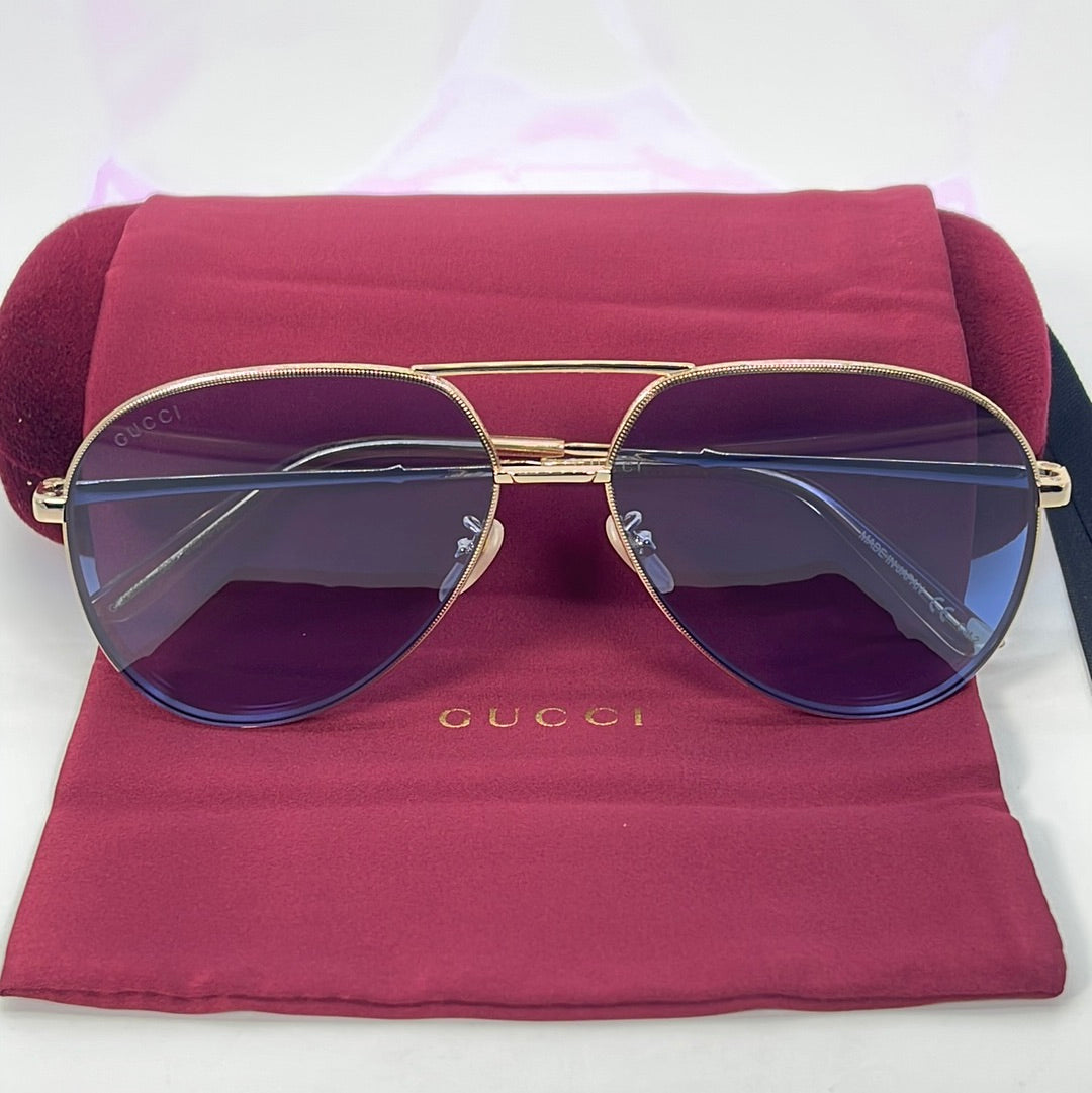 Preloved Gucci Aviator Sunglasses with Case 218 022223  display picture 2