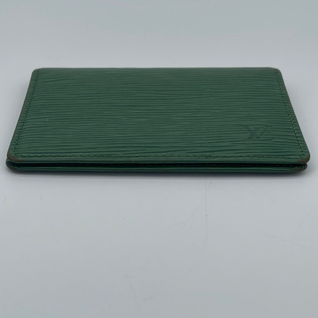 PRELOVED Louis Vuitton Green Epi Leather  Porte 2 cartes Vertical Pass Card Case (K) MI0934 020524