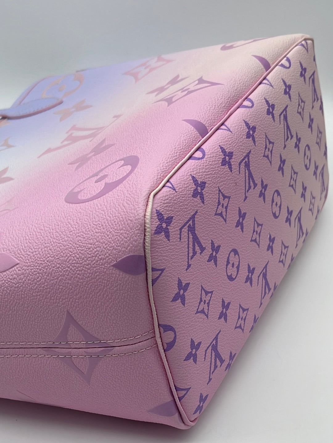 GIFTABLE Preloved LIMITED EDITION Louis Vuitton Sunrise Pastel Giant Monogram Canvas MM Neverfull Tote XGXMHBM 080923 $200 OFF