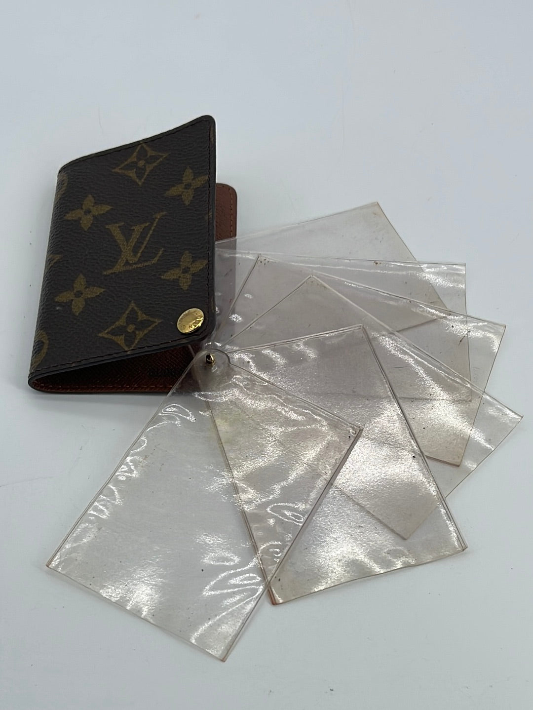 Louis Vuitton, Bags, Louis Vuitton Monogram Porte 2 Cartes Vertical Pass  Card Case Mi895