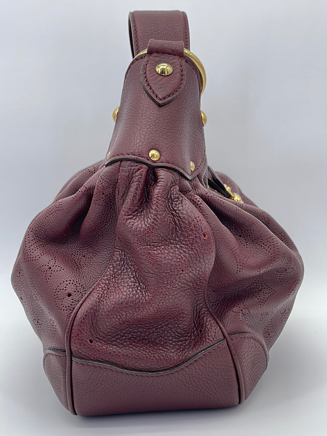 Preloved Louis Vuitton Bordeaux Monogram Mahina Leather Bag AR4059 082 –  KimmieBBags LLC
