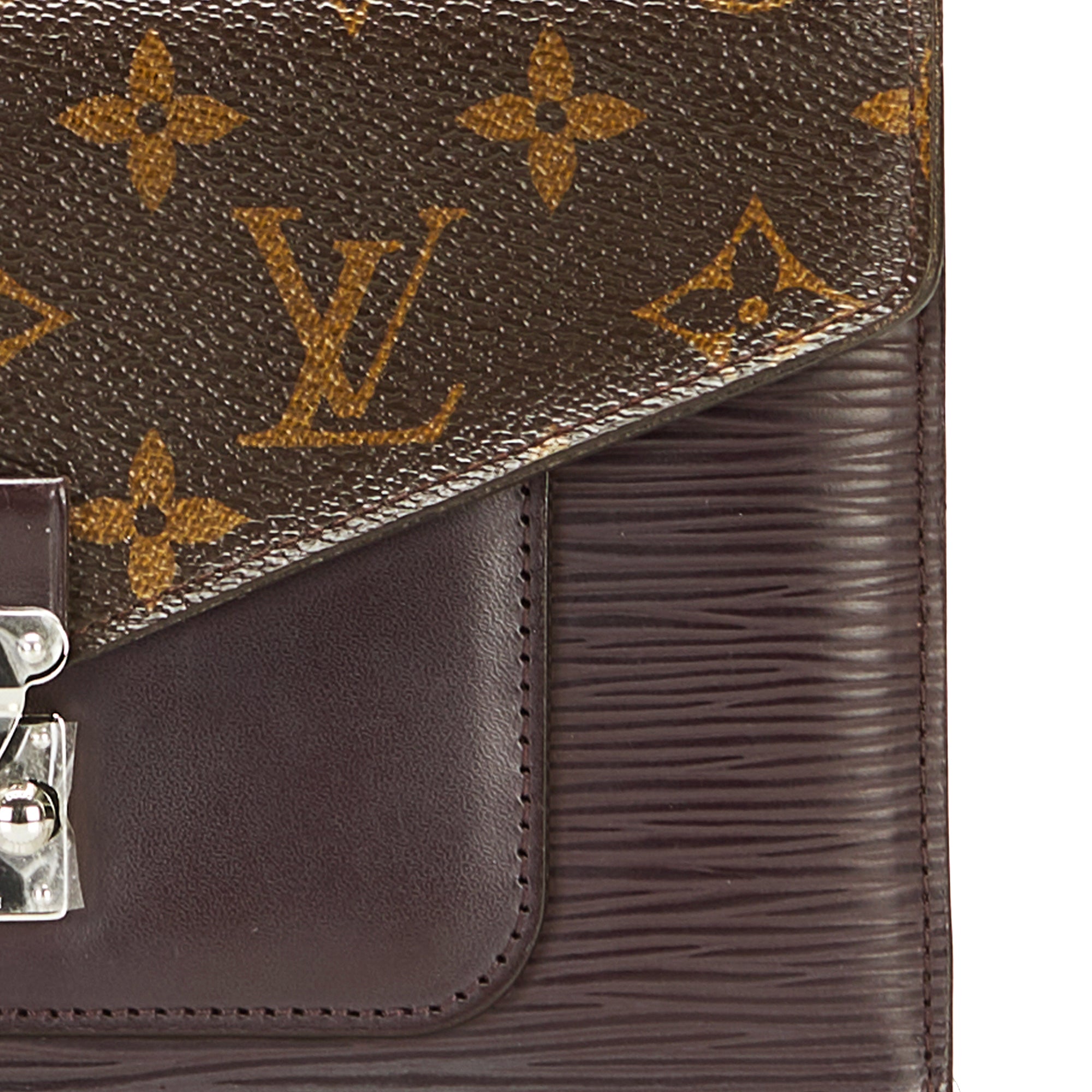 Louis Vuitton Porte Monnaie Coeur Burgundy Patent Leather Wallet (Pre- –  Bluefly