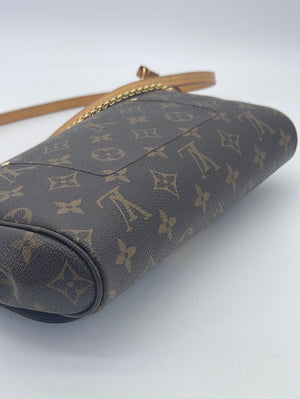 Style Exchange Boutique - Louie..Louie..Louie..This LOUIS VUITTON Monogram  Looping GM is pretty close to brand new! This discontinued style has been  meticulously taken care of and has little to no wear. Handles