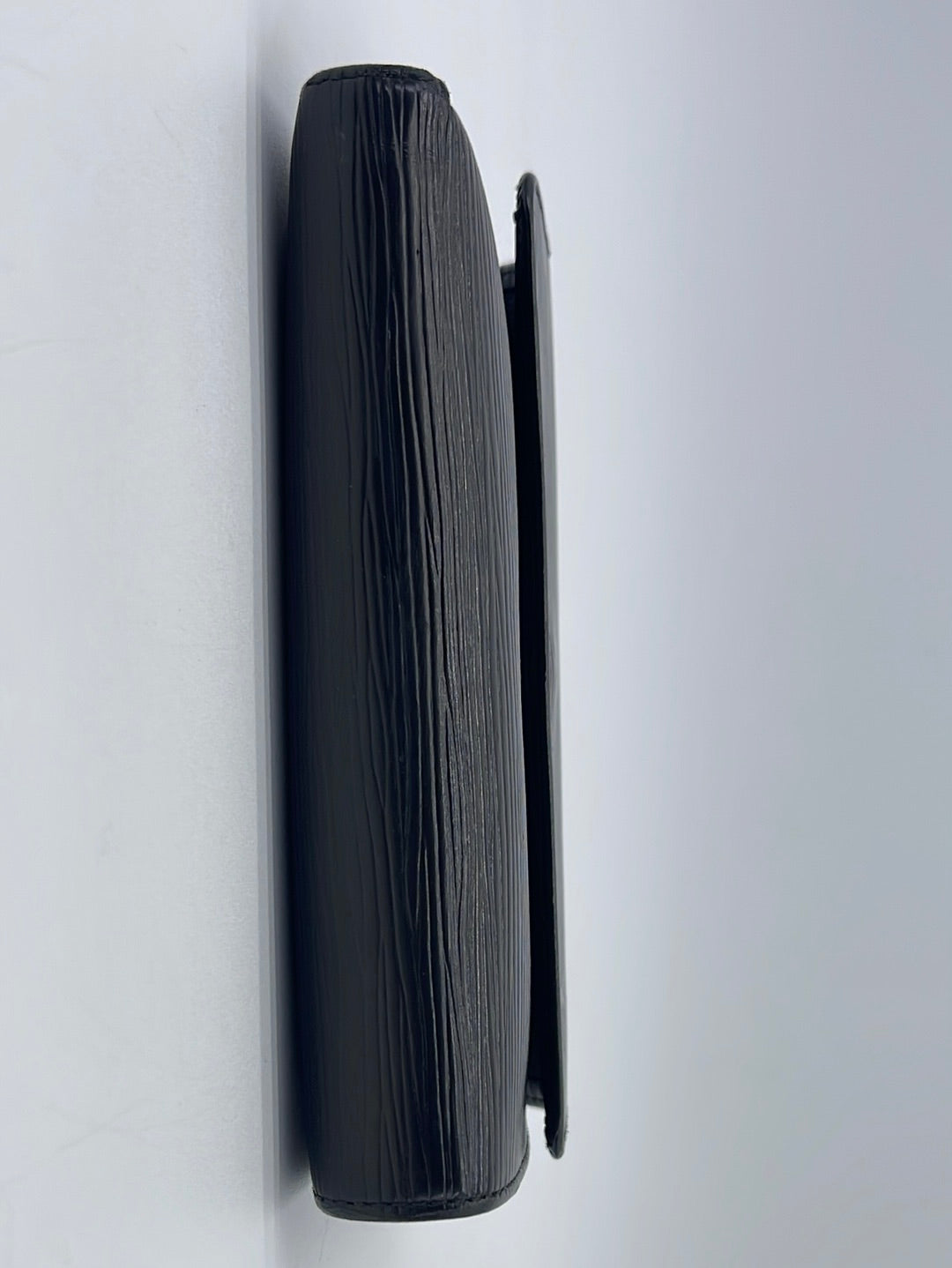 Louis Vuitton Portefeuille Comète Black Leather Wallet (Pre-Owned)