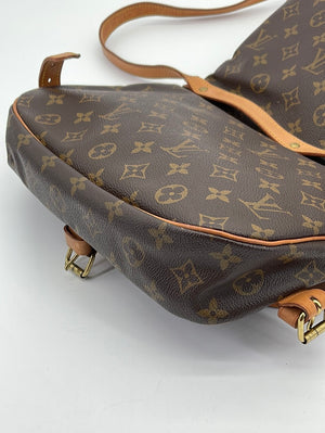 Preloved Louis Vuitton Monogram Saumur 30 Crossbody Bag VI0942 101123 –  KimmieBBags LLC
