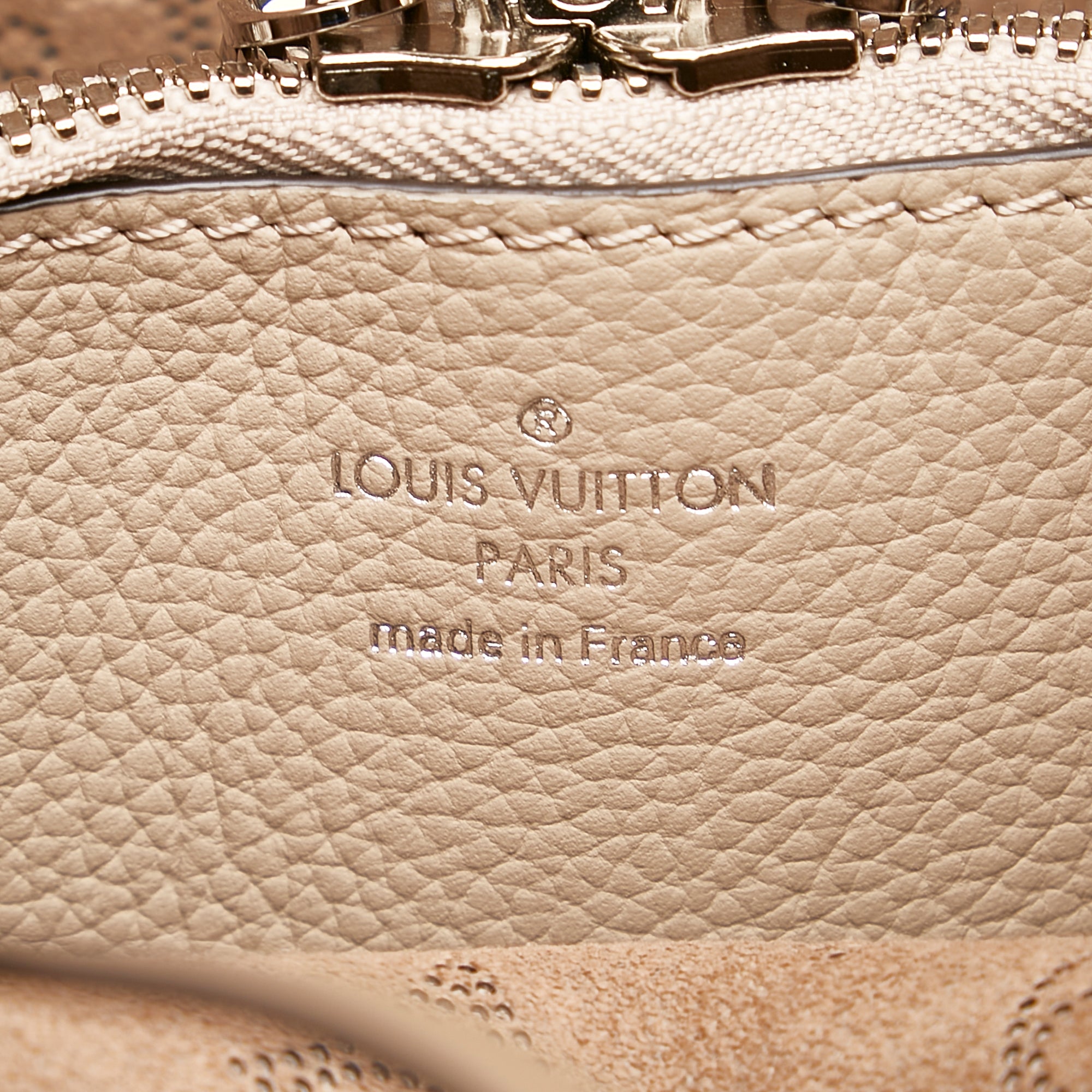 Preloved Louis Vuitton Monogram Mahina Muria Shoulder Bag 6YG7DDK 0425 –  KimmieBBags LLC