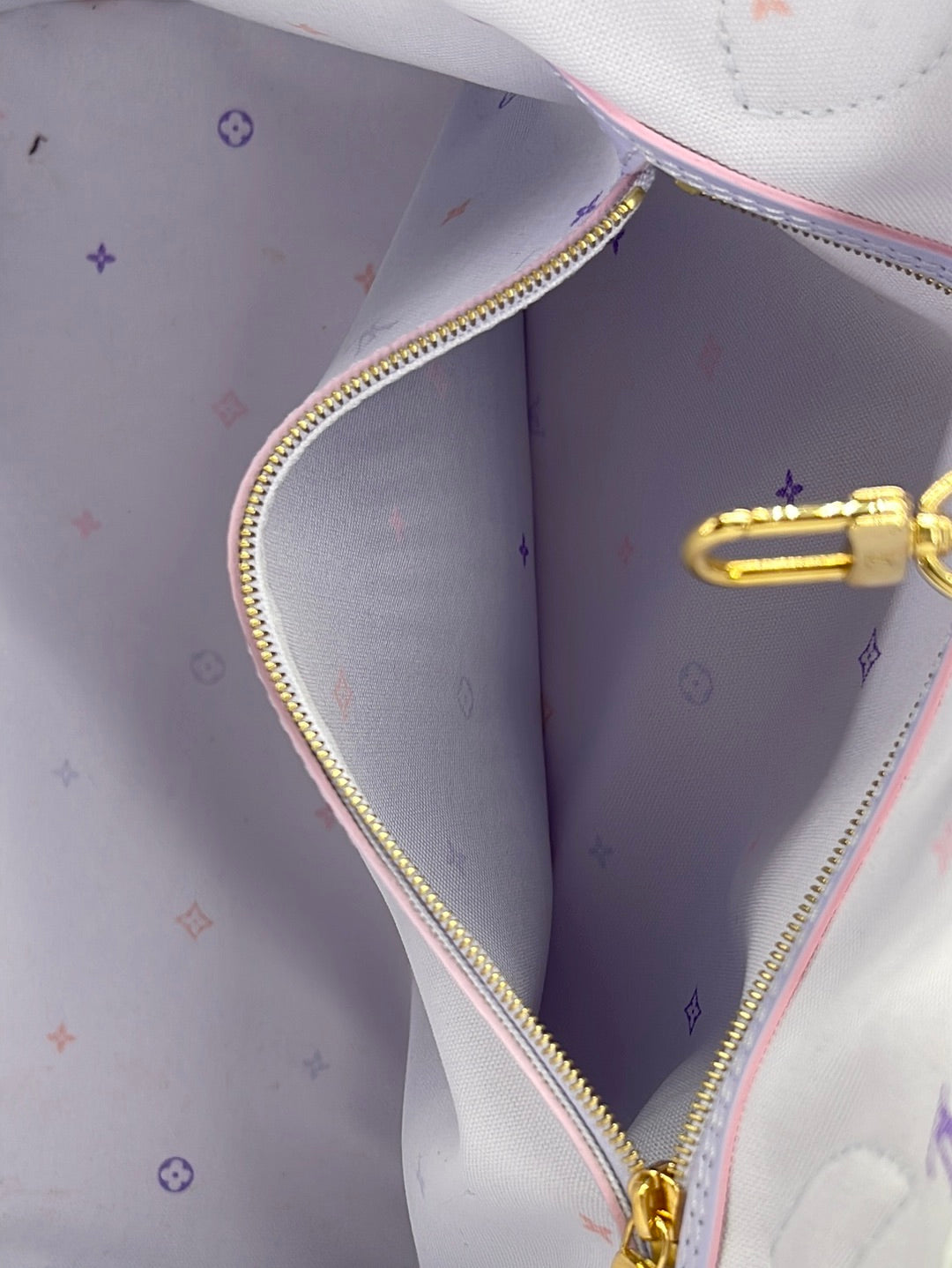 GIFTABLE Preloved LIMITED EDITION Louis Vuitton Sunrise Pastel Giant Monogram Canvas MM Neverfull Tote XGXMHBM 080923 $200 OFF