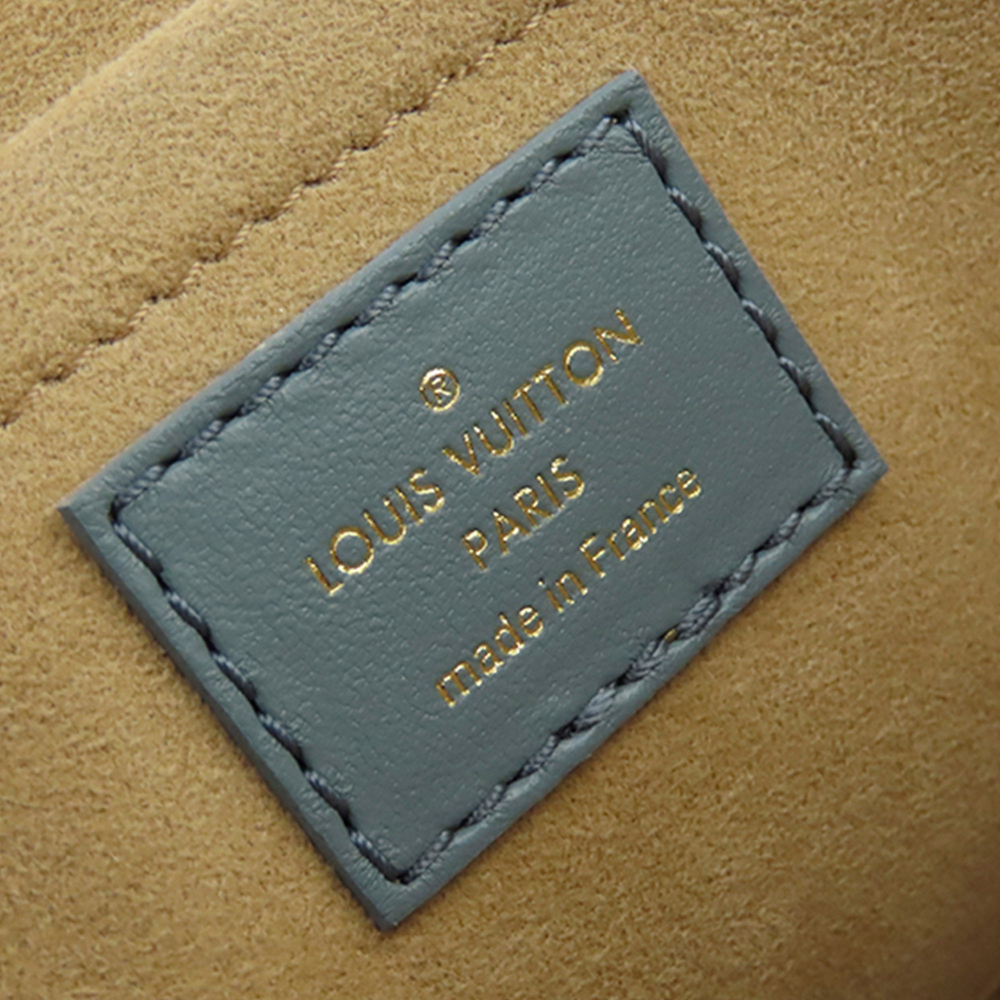 Louis Vuitton Damier Quilt Troca PM - Black Shoulder Bags, Handbags -  LOU802832