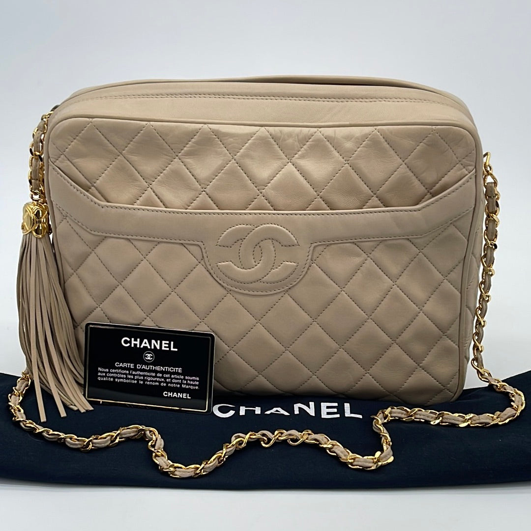 PRELOVED Chanel Vintage CC Medium Camera Bag Quilted Beige Lambskin 2327367  100423