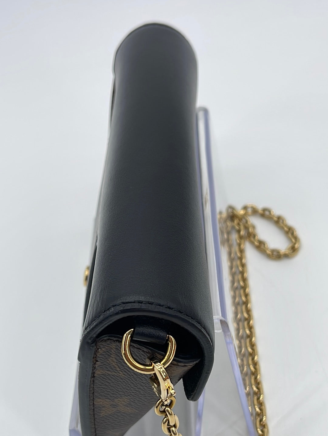 Preloved Louis Vuitton Padlock On Strap Bag 7DH48K6 100323 – KimmieBBags LLC