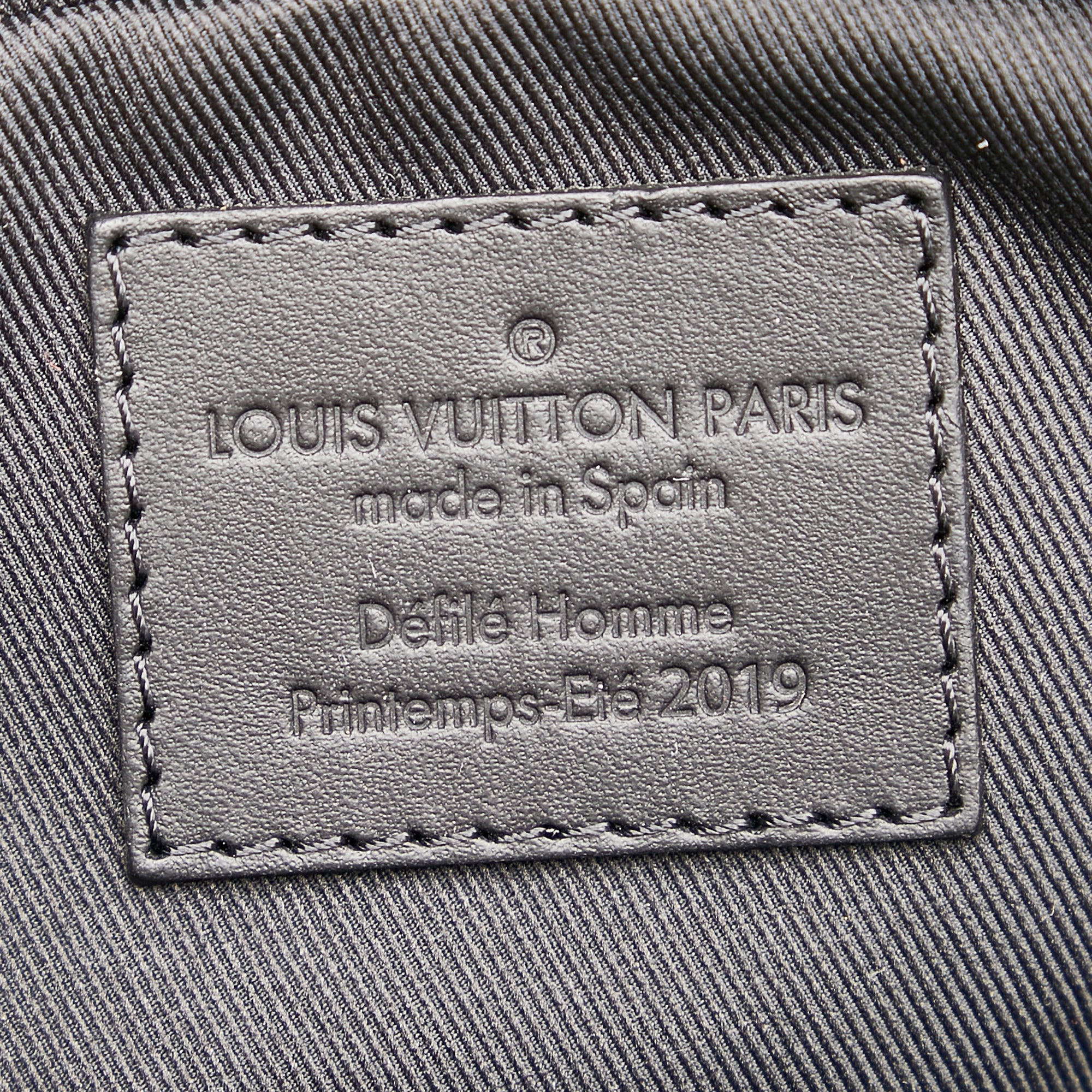 Louis Vuitton Brown Monogram Solar Ray Utility Side Bag Cloth ref.914328 -  Joli Closet