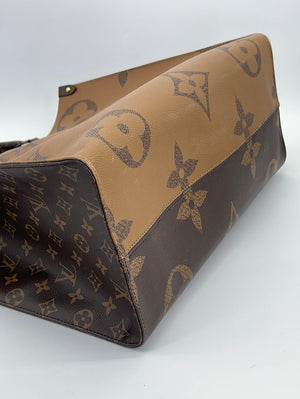  Louis Vuitton, Pre-Loved Brown Giant Monogram On The
