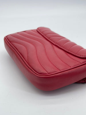 GIFTABLE PRELOVED Louis Vuitton Red Quilted Cowhide New Wave Chain Wallet TJ0129 082323