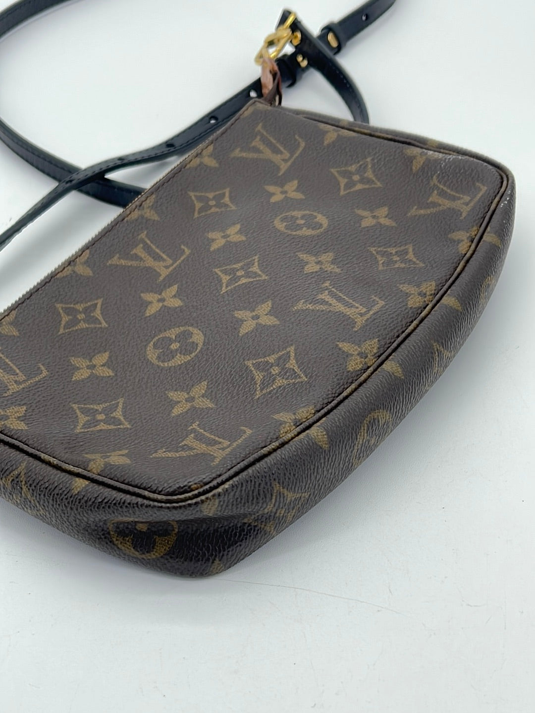 PRELOVED Louis Vuitton Monogram Accessories Pochette Bag 7K8XWTH 032924 P
