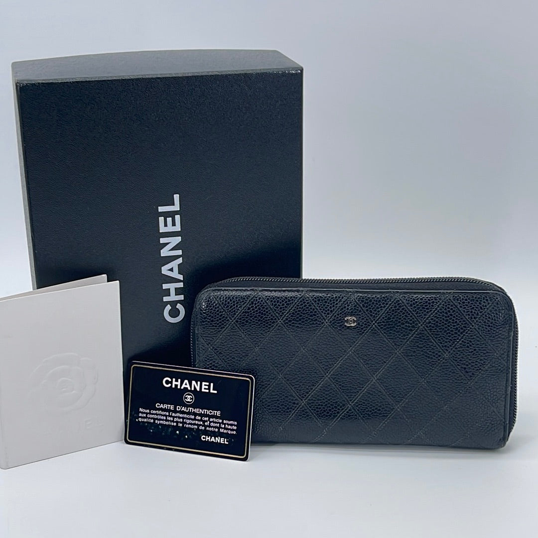 Giftable Preloved Chanel Black Caviar Quilted L-Gusset Zippy Wallet 17896524 082323 Off Flash