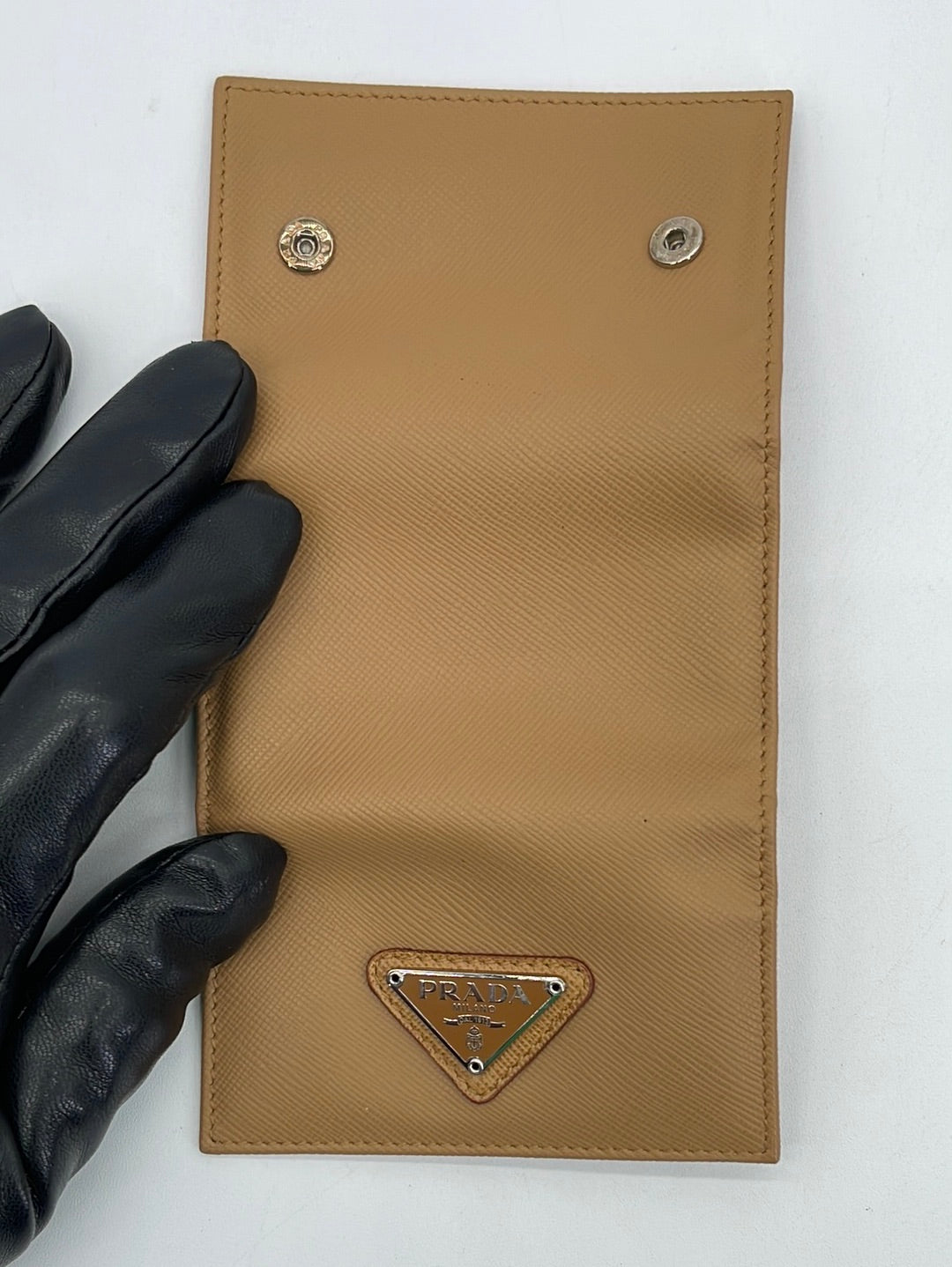 Preloved Prada Saffiano Camel Leather 6 Ring Key Case (K) 31 020524