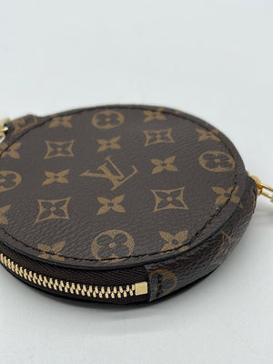 Louis Vuitton Monogram Pochette Accessories Wristlet Pouch Leather