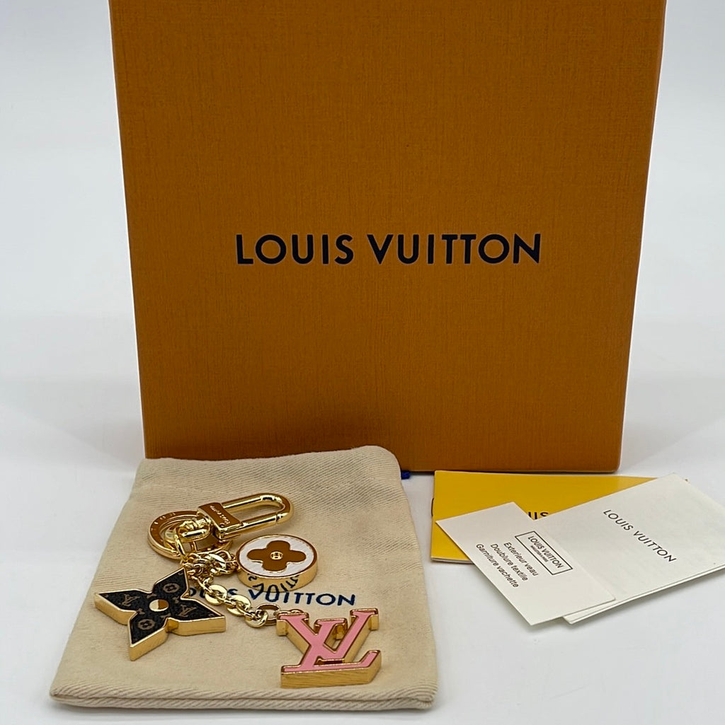 GIFTABLE Preloved Louis Vuitton Fleur de Monogram Bag Charm 20 111723