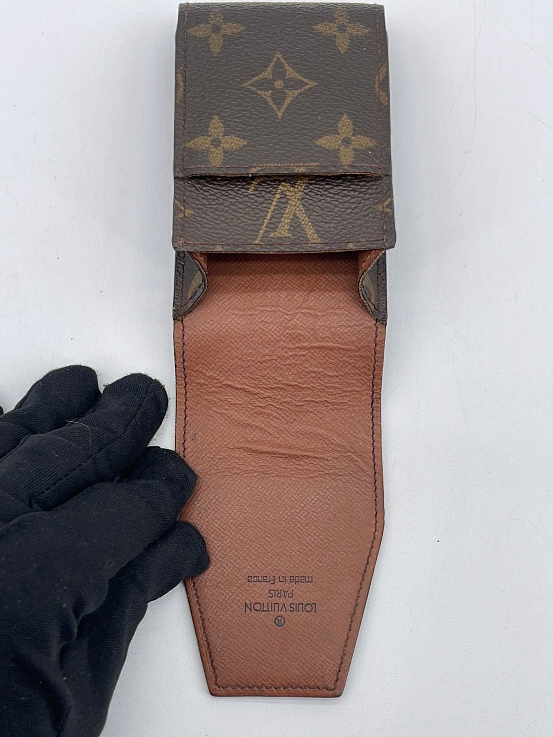 Preloved Louis Vuitton Monogram Tobacco Case CT0043 100223