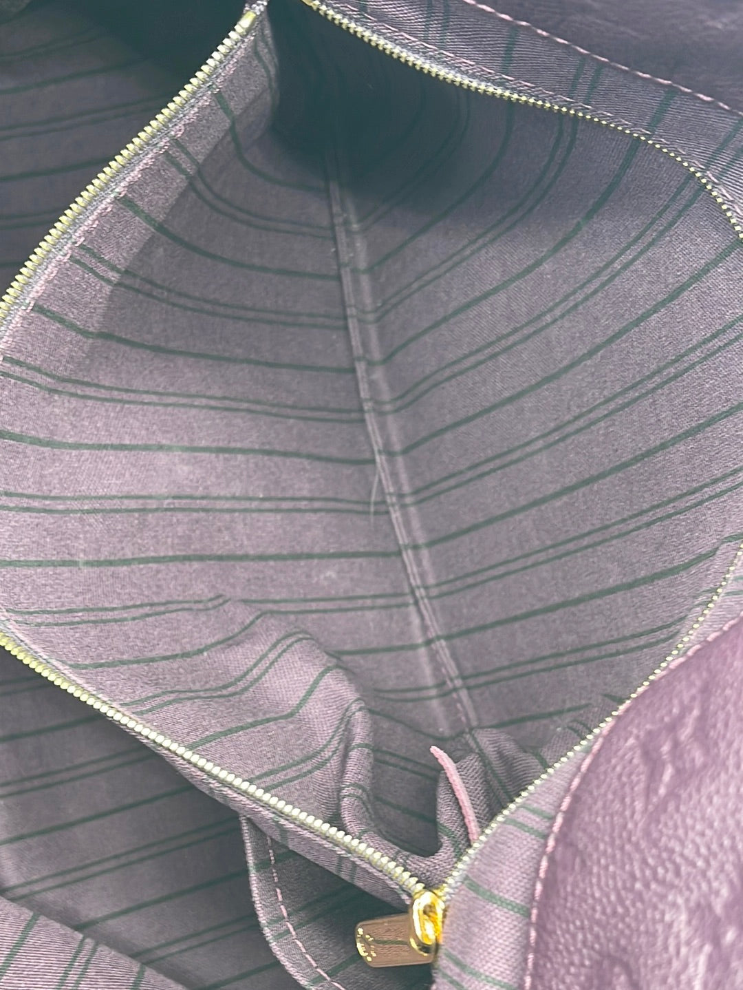 Louis Vuitton, Bags, Authentic Louis Vuitton Artsy Empreinte Discontinued  Wine Purple