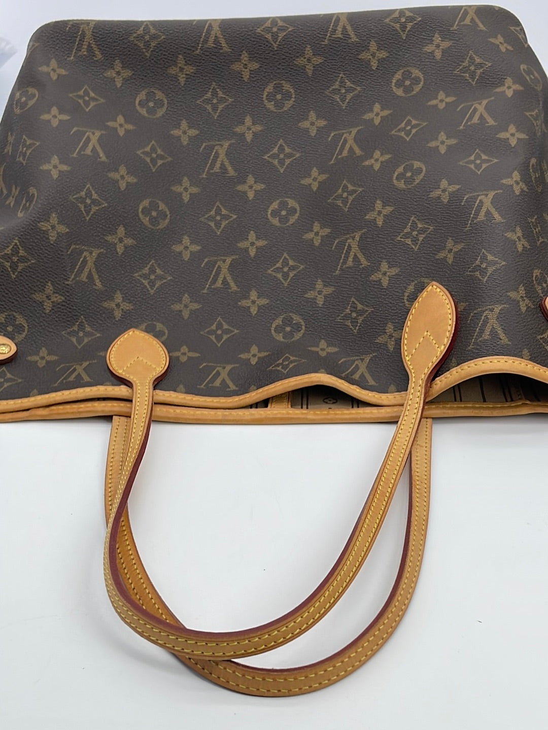 Preloved Limited Edition Louis Vuitton Neverfull MM By the Pool Tote L –  KimmieBBags LLC