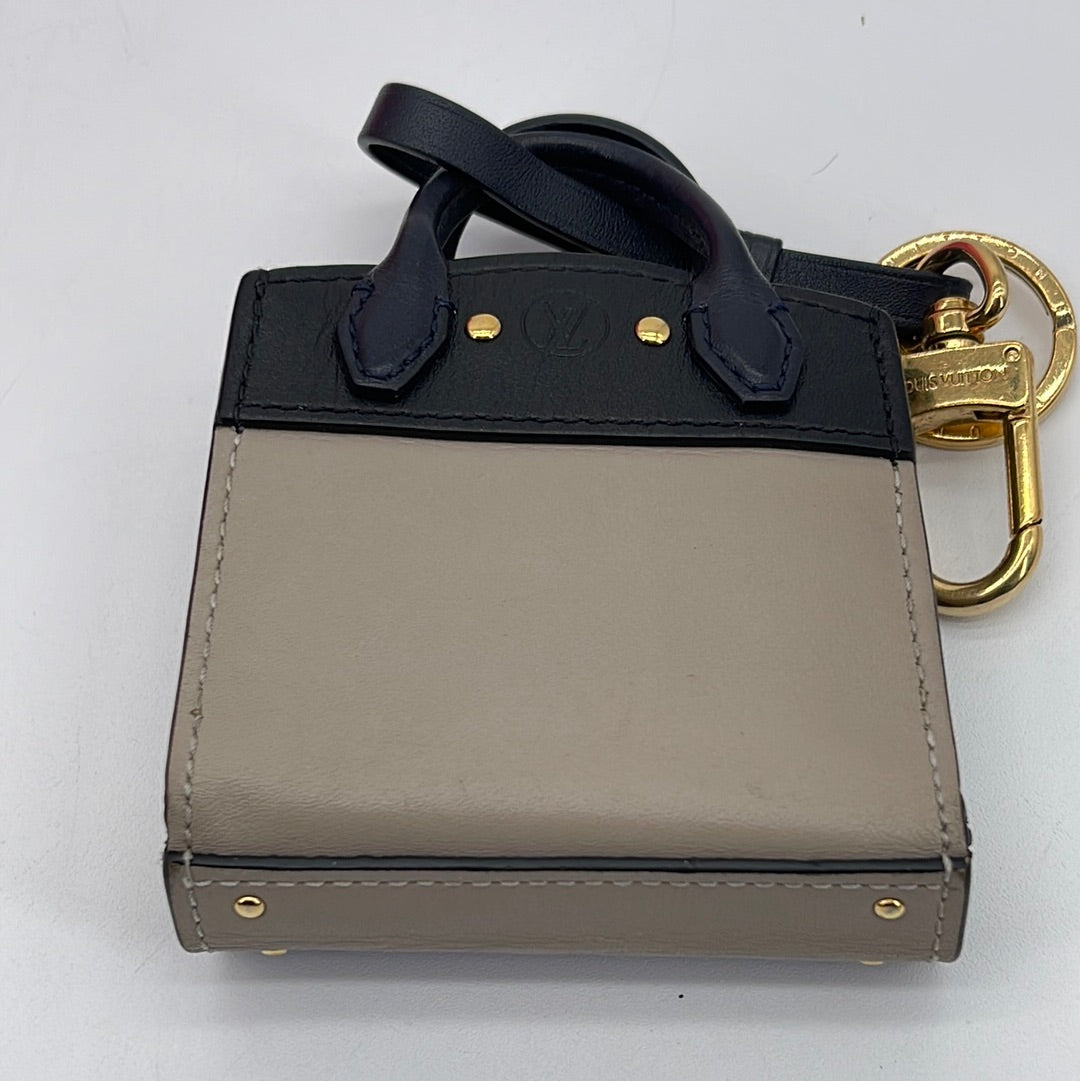 Louis Vuitton Galle Bag Charm Keychain City Steamer MP1788 Beige