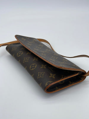 Louis Vuitton Vintage - Monogram Pochette Twin GM Bag - Brown