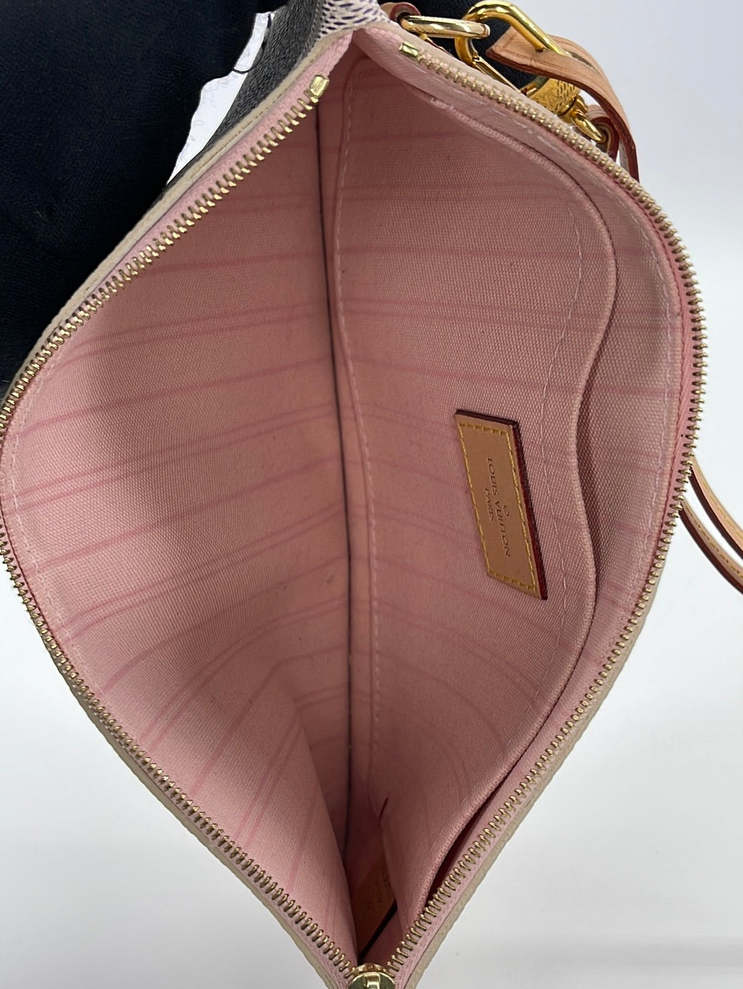 Louis Vuitton Favorite Azur - Bekas Second Preloved Original Authentic