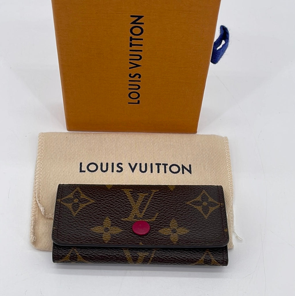 Preloved Louis Vuitton Monogram 4 Key Holder WY64KYB 022323