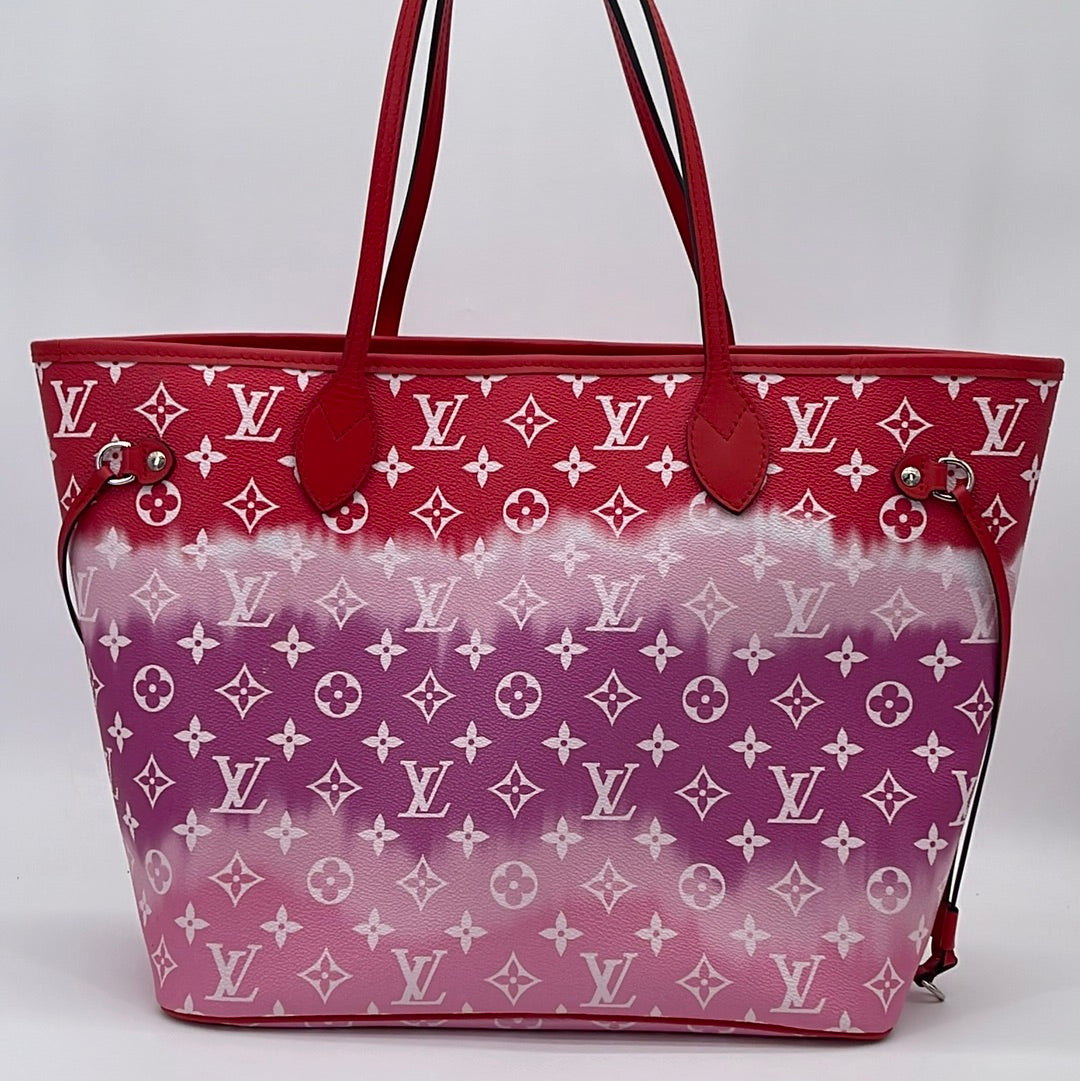 Louis Vuitton Neverfull NM Tote Limited Edition Escale Monogram Giant MM at  1stDibs