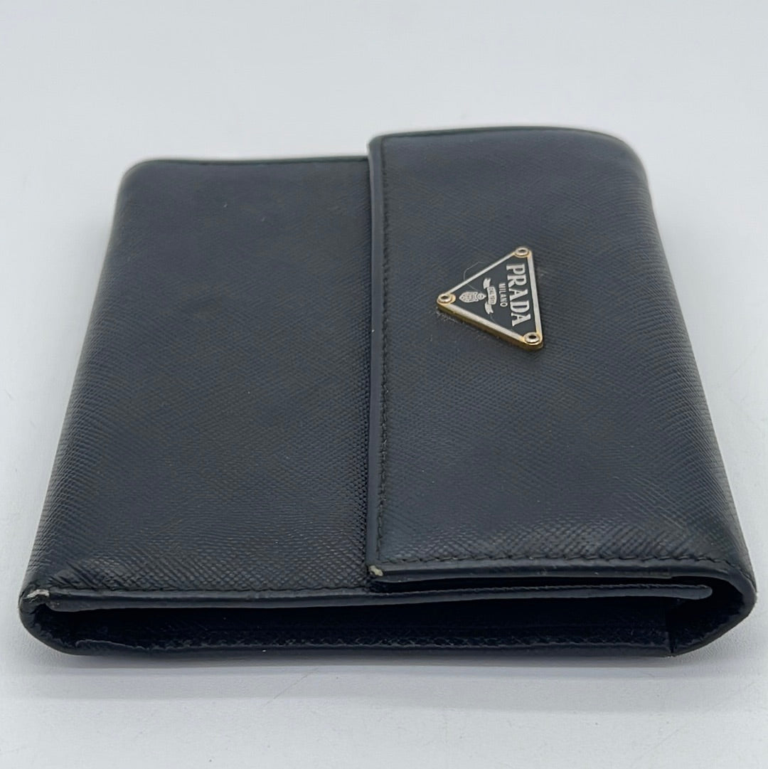Preloved PRADA Logo Plate Black Leather Trifold Wallet 3GJGDYV 041624 H