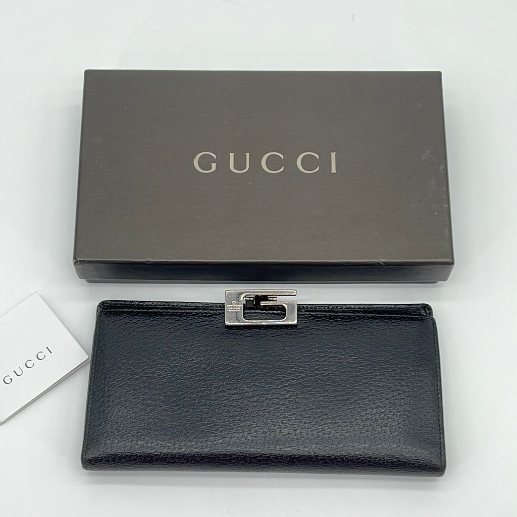 GIFTABLE Vintage Gucci G Logo Black Leather Continental Bifold Long Wallet 3520672098 060723 - $80 OFF