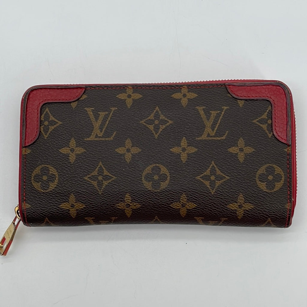 LV Zoe Wallet Escale Collection, Luxury, Bags & Wallets on Carousell