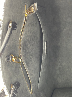 Louis Vuitton Since 1854 Monogram OnTheGo GM - Black Totes, Handbags -  LOU766541