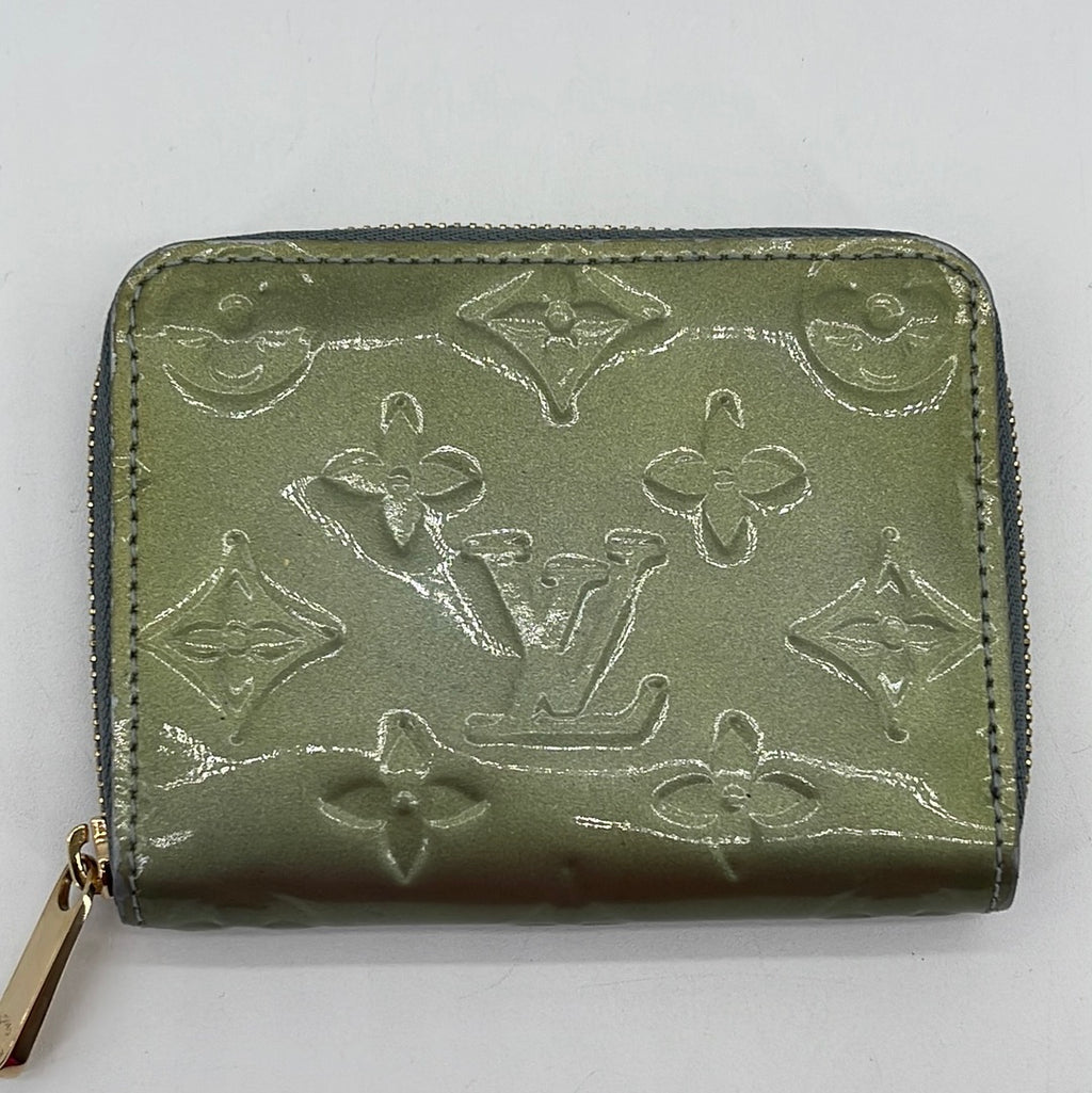 Preloved Louis Vuitton Green Vernis Monogram Mini Zippy Wallet TS2171 110623